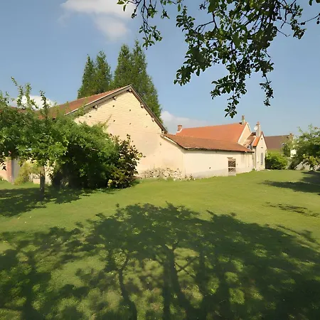 Bed & Breakfast La Grange De Flavigny