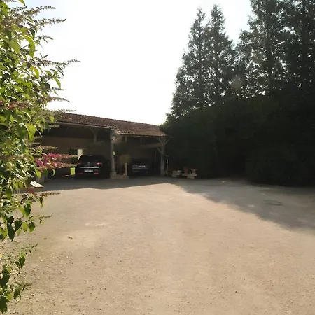 Bed & Breakfast La Grange De 3*